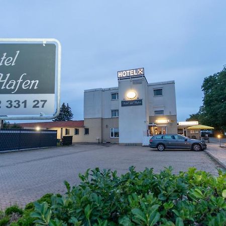 Hotel Am Hafen Μπραουνσβάιγκ Εξωτερικό φωτογραφία